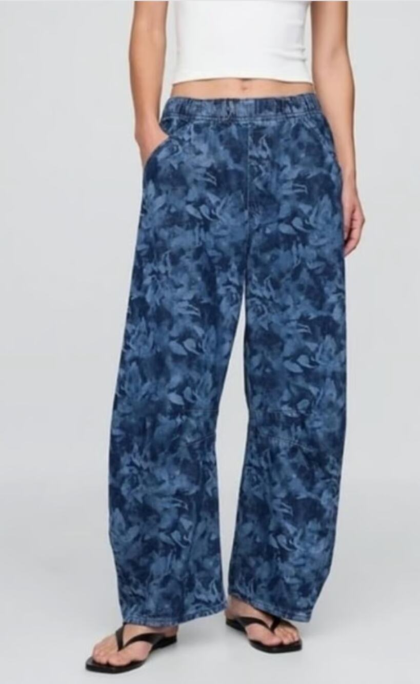 Gap Mid Rise Ultra Soft Easy Horseshoe Jeans Floral Navy Blue Large